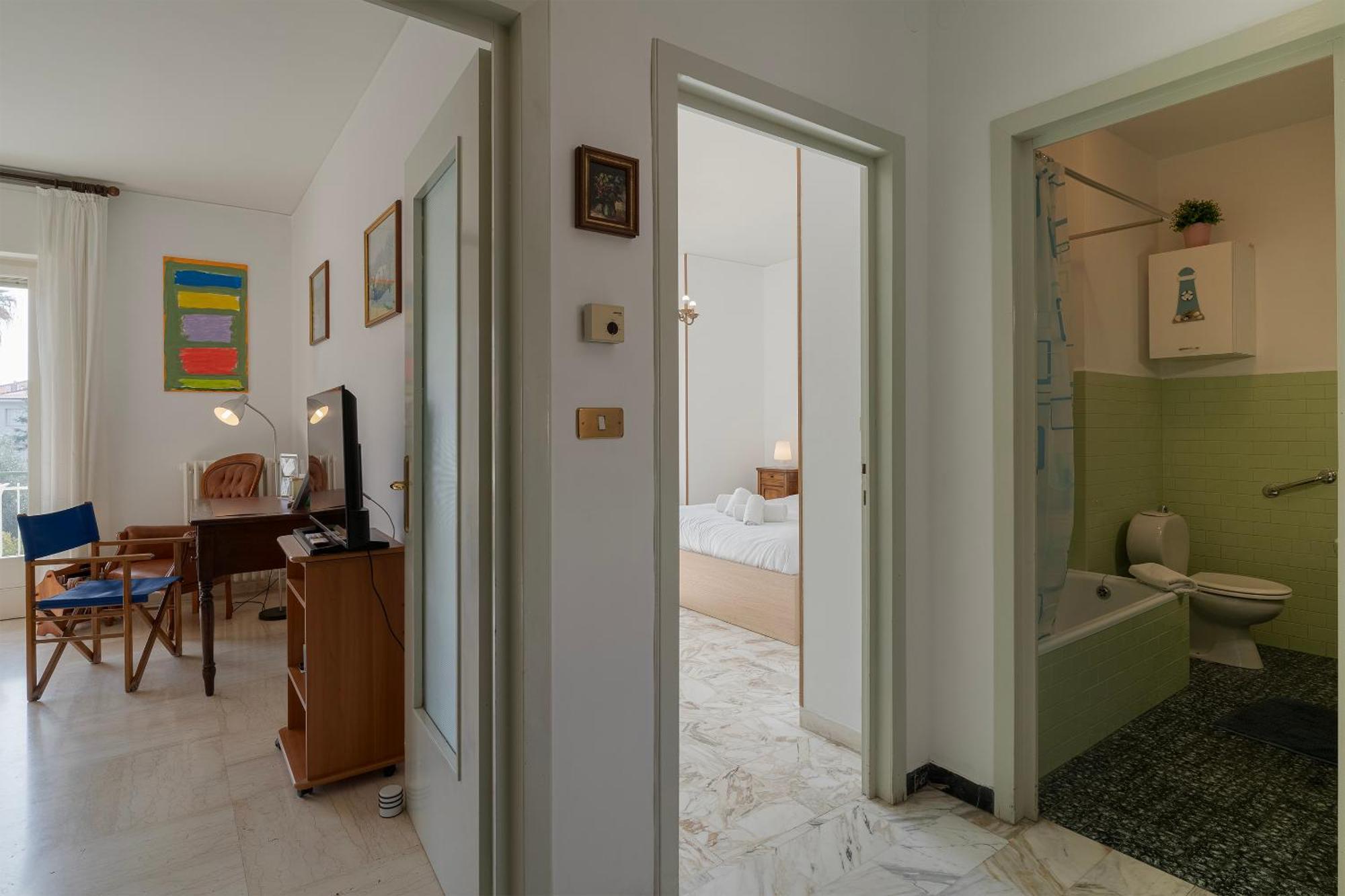 Casa Silvia - Central - Terrace - Wifi Bordighera Luaran gambar